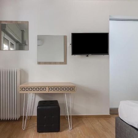 Fully Renovated 1 Bedroom Condo Athen Eksteriør bilde