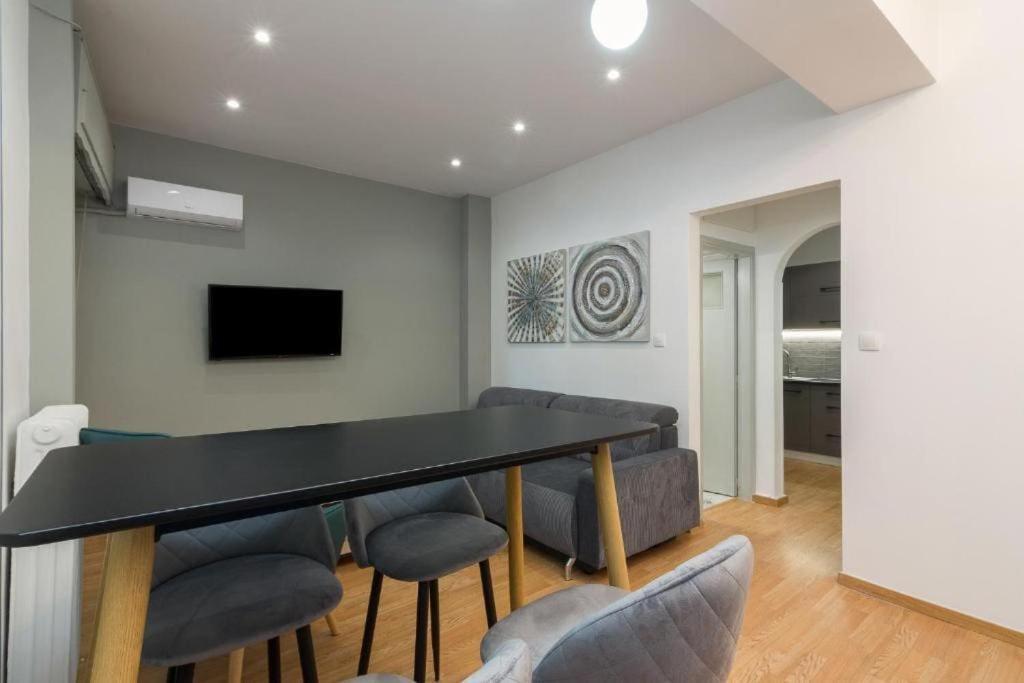 Fully Renovated 1 Bedroom Condo Athen Eksteriør bilde