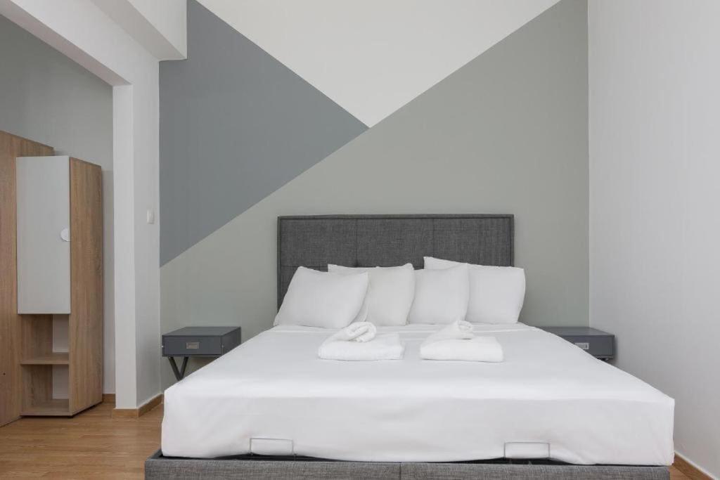 Fully Renovated 1 Bedroom Condo Athen Eksteriør bilde